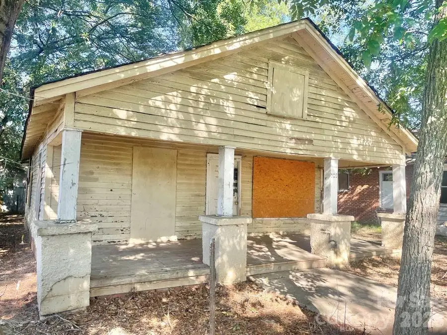 709 Douglas Street, Shelby, NC 28150 - #2