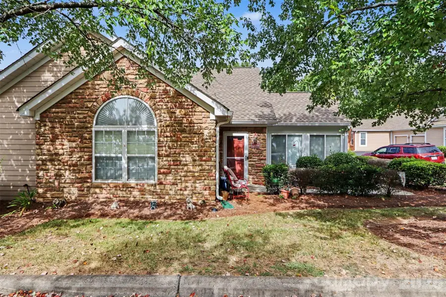 6809 Ledgestone Place, Charlotte, NC 28227 - #2