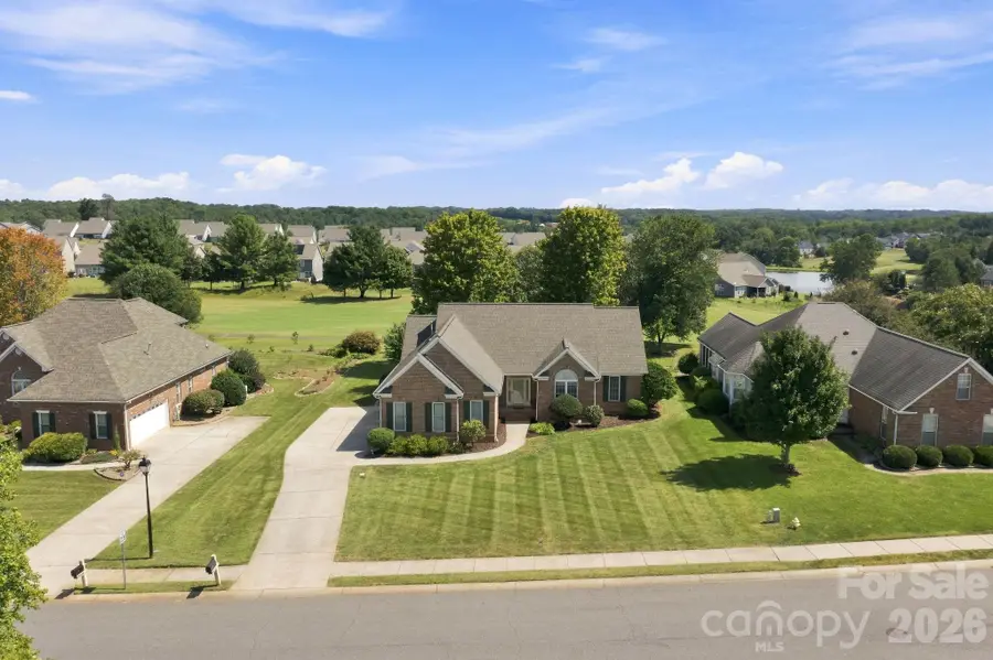 137 Fox Den Circle, Statesville, NC 28677 - #2