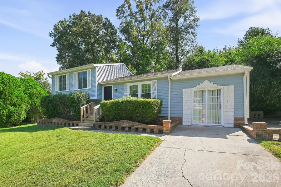 6713 Rocklake Drive, Charlotte, NC 28214 - #2
