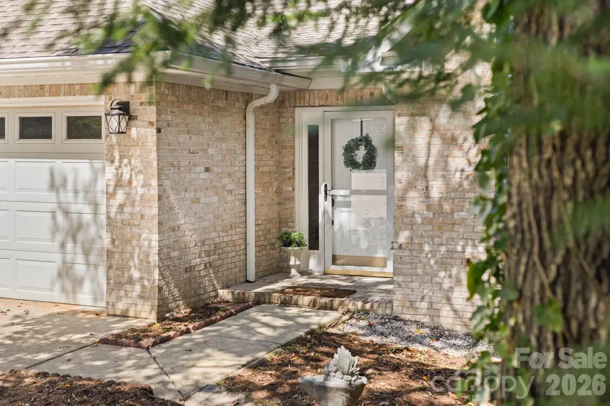 113 Laura Trace, Hendersonville, NC 28792 - #1
