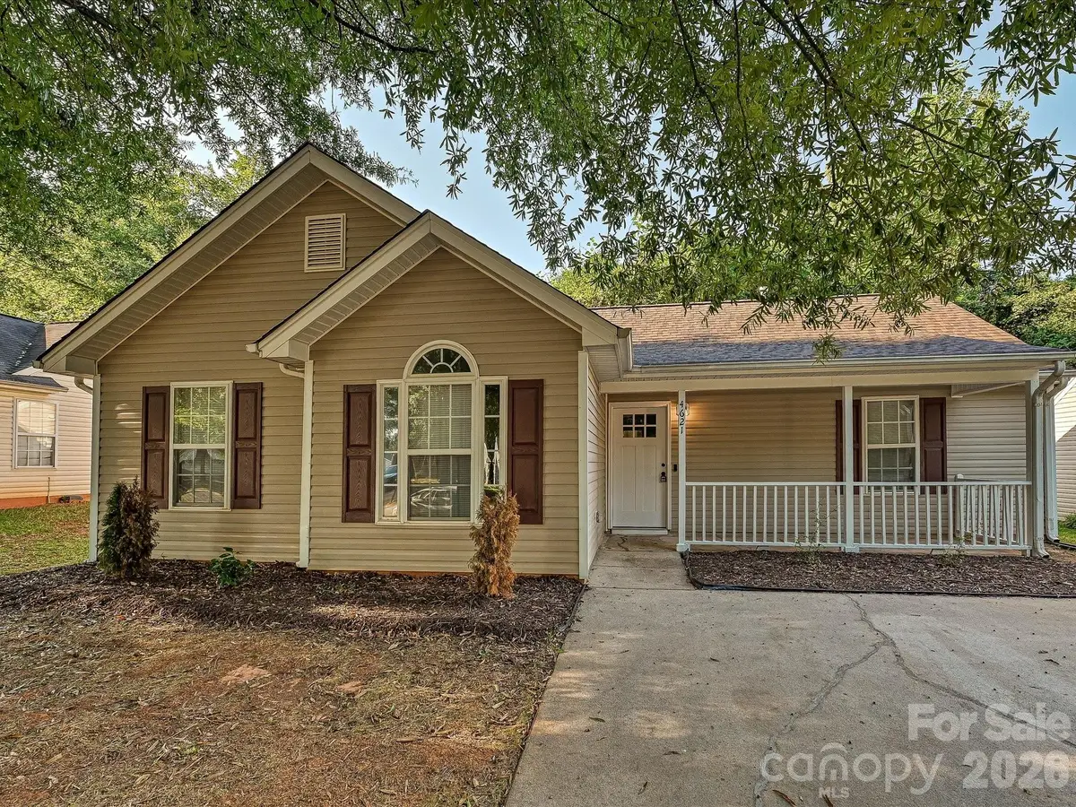 4621 Victory Lane, Charlotte, NC 28269 - #1