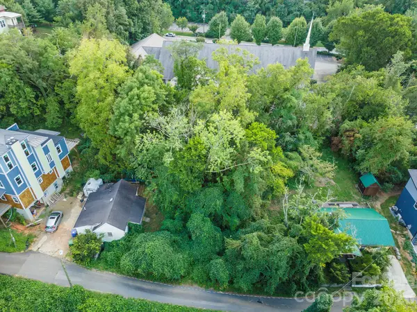22 Weaver Street, Asheville, NC 28801