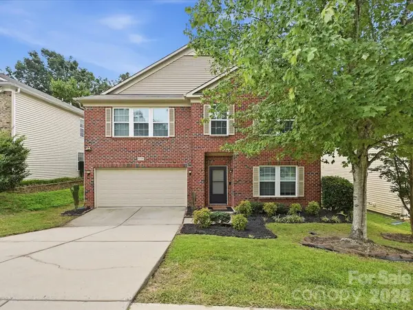 8318 Rockmoor Ridge Road, Charlotte, NC 28215
