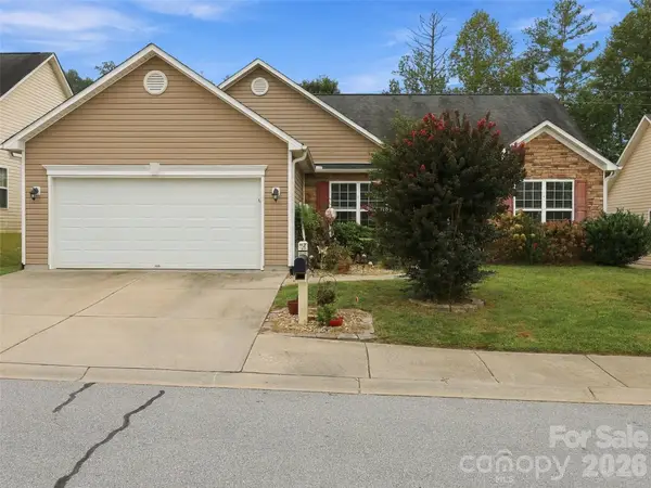 78 Brookstone Court, Hendersonville, NC 28792
