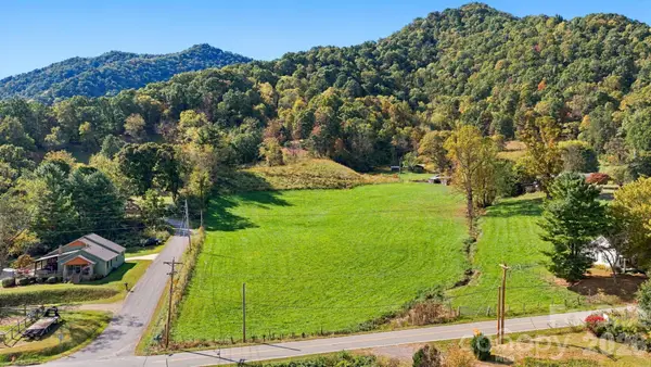 000 Beaverdam Road, Canton, NC 28716