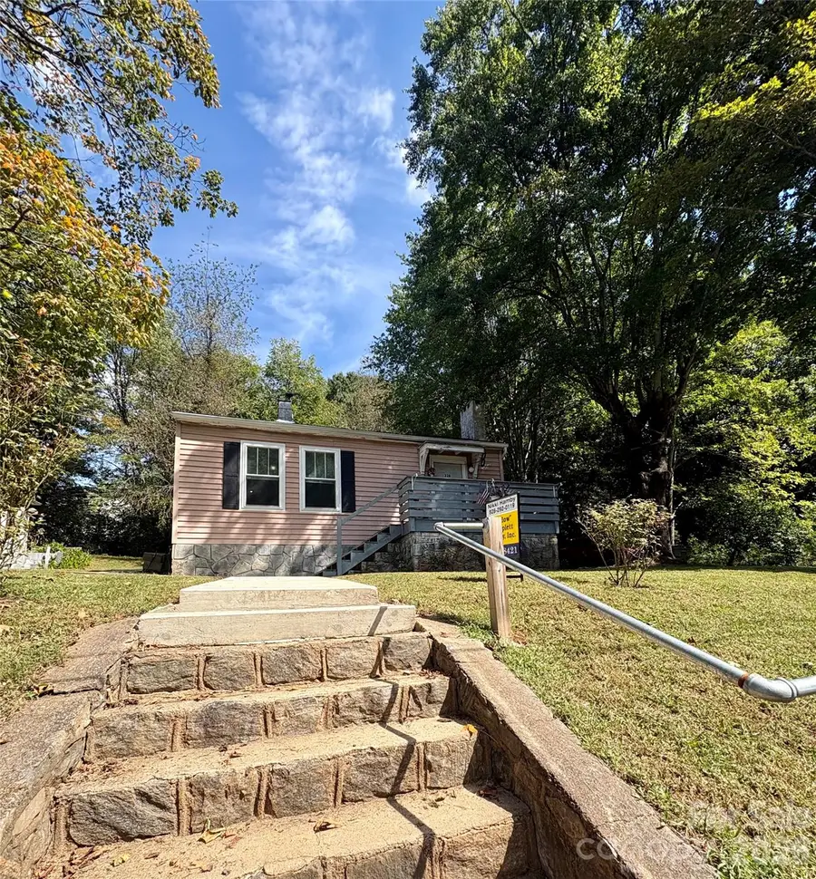 228 Westbrook Street, Lenoir, NC 28645 - #2