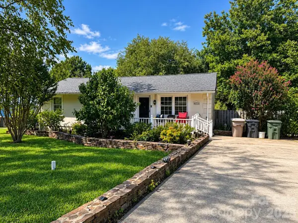 4711 Summit Avenue #4, Greensboro, NC 27405