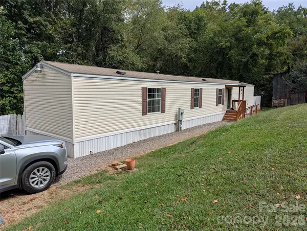 29 Herschel King Drive, Candler, NC 28715