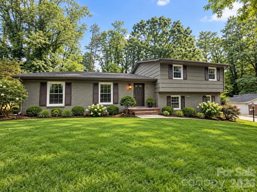 845 Cherokee Place Sw, Lenoir, NC 28645 - #3