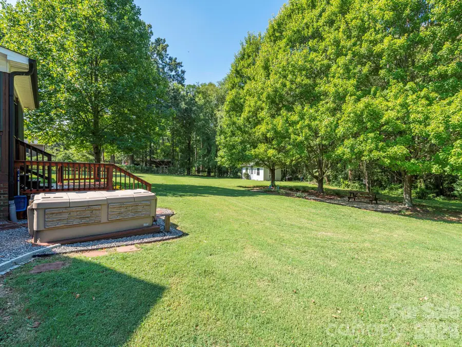2434 Plantation Road Nw, Concord, NC 28027 - #3