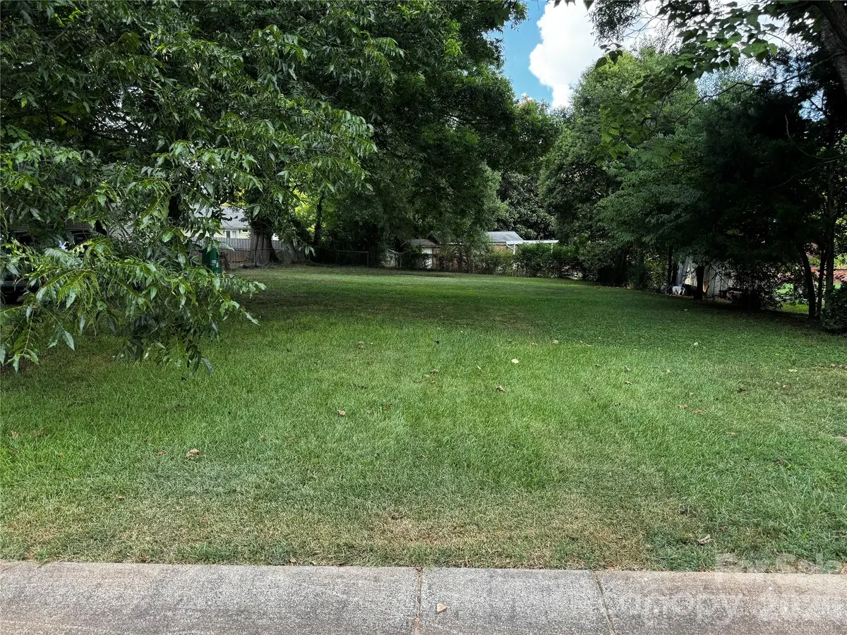 1010 Lomond Avenue, Charlotte, NC 28206 - #1