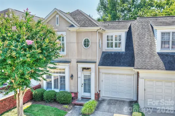 129 Sloane Square Way, Charlotte, NC 28211