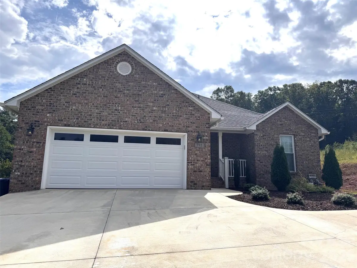 792 Harris Avenue Nw, Valdese, NC 28690 - #1