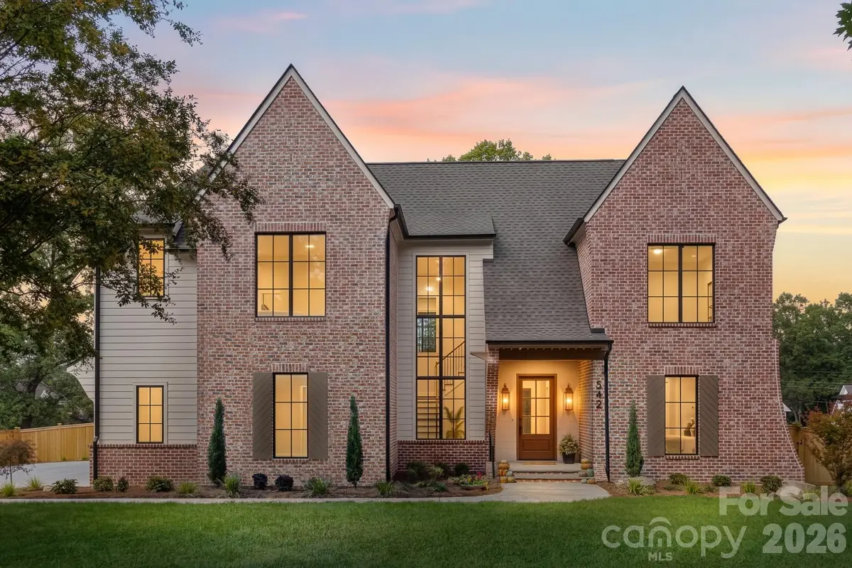 542 Lansdowne Road, Charlotte, NC 28270 - #1