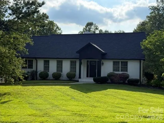 1441 Shirebourn None, Hickory, NC 28602 - #1