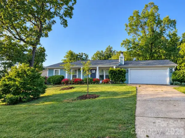 4900 Cricklewood Lane, Charlotte, NC 28212