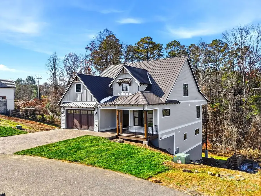 202 Westridge Farm Road, Asheville, NC 28804 - #2