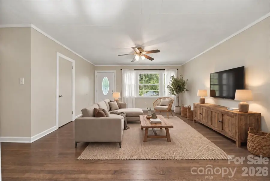 911 Kenham Place Sw, Lenoir, NC 28645 - #2