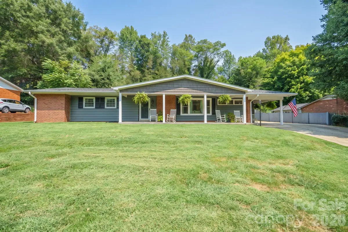115 Eastwood Park Drive Se, Lenoir, NC 28645 - #1