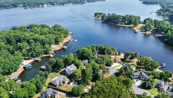 8806 Hearthstone Court, Terrell, NC 28682