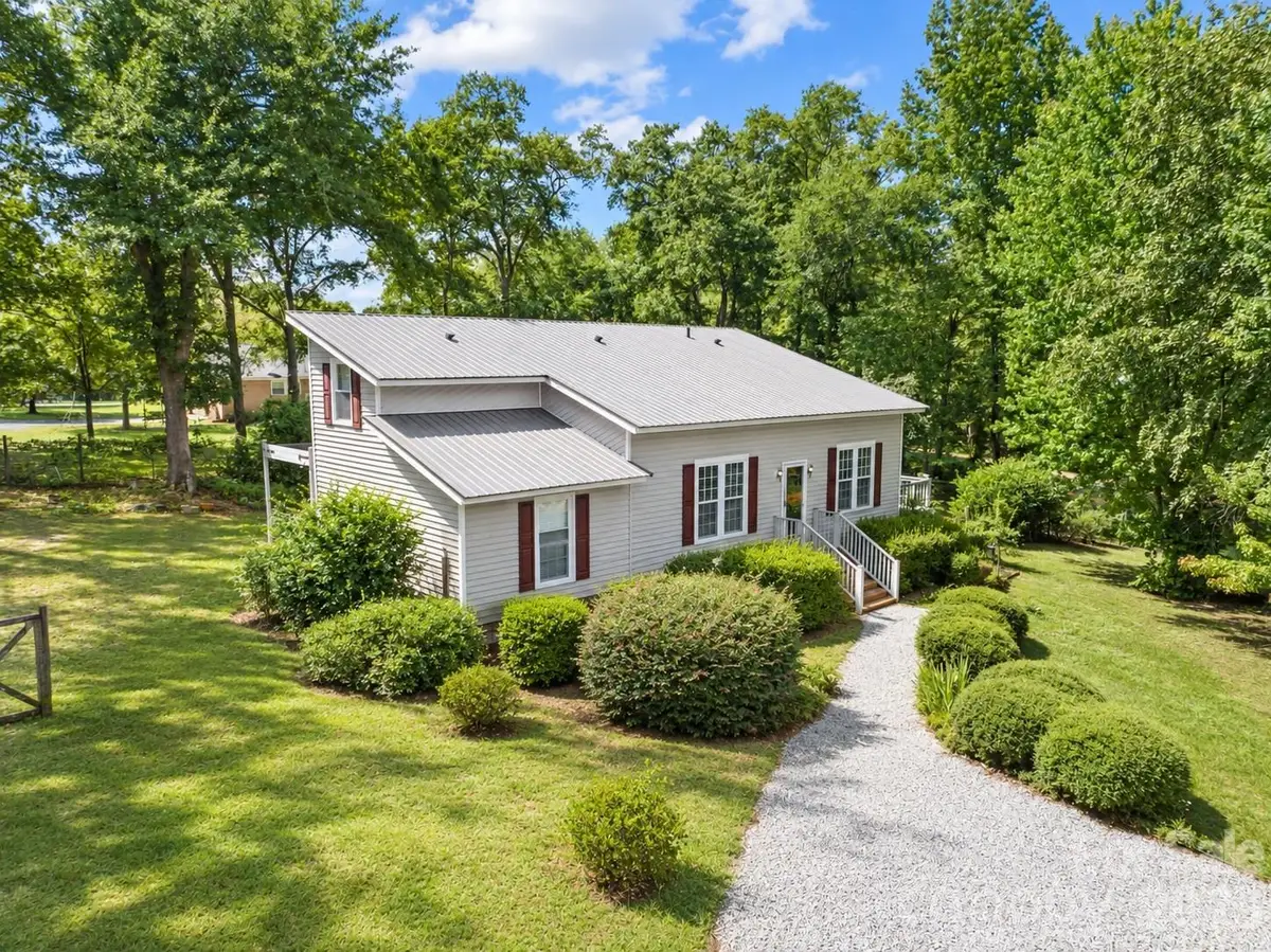 127 Kamala Road, Kershaw, SC 29067 - #1