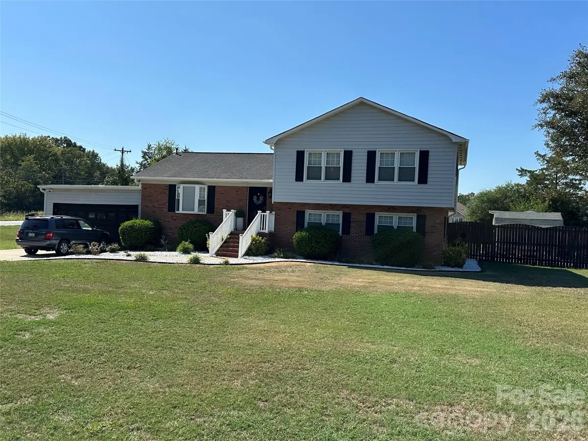 8224 Craighead Road, Harrisburg, NC 28075 - #1