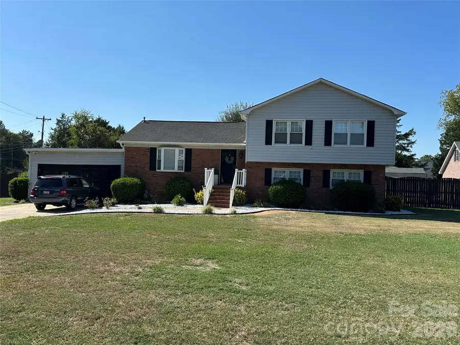 8224 Craighead Road, Harrisburg, NC 28075 - #2