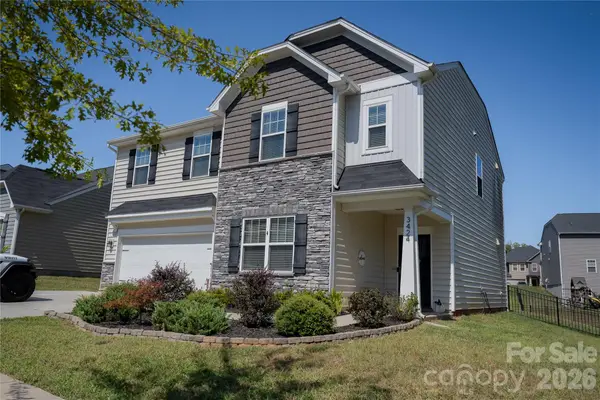 3424 Southern Red Oak Lane, Gastonia, NC 28056