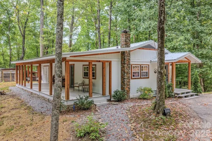 633 Kingdom Place, Zirconia, NC 28790 - #2