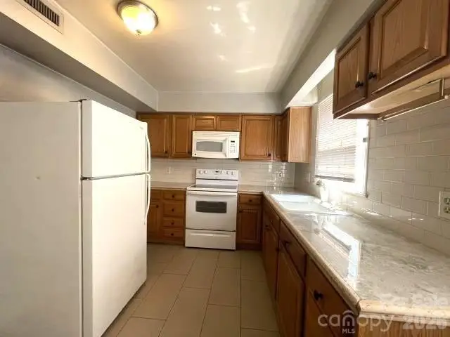 6432 Old Pineville Road #E, Charlotte, NC 28217 - #3