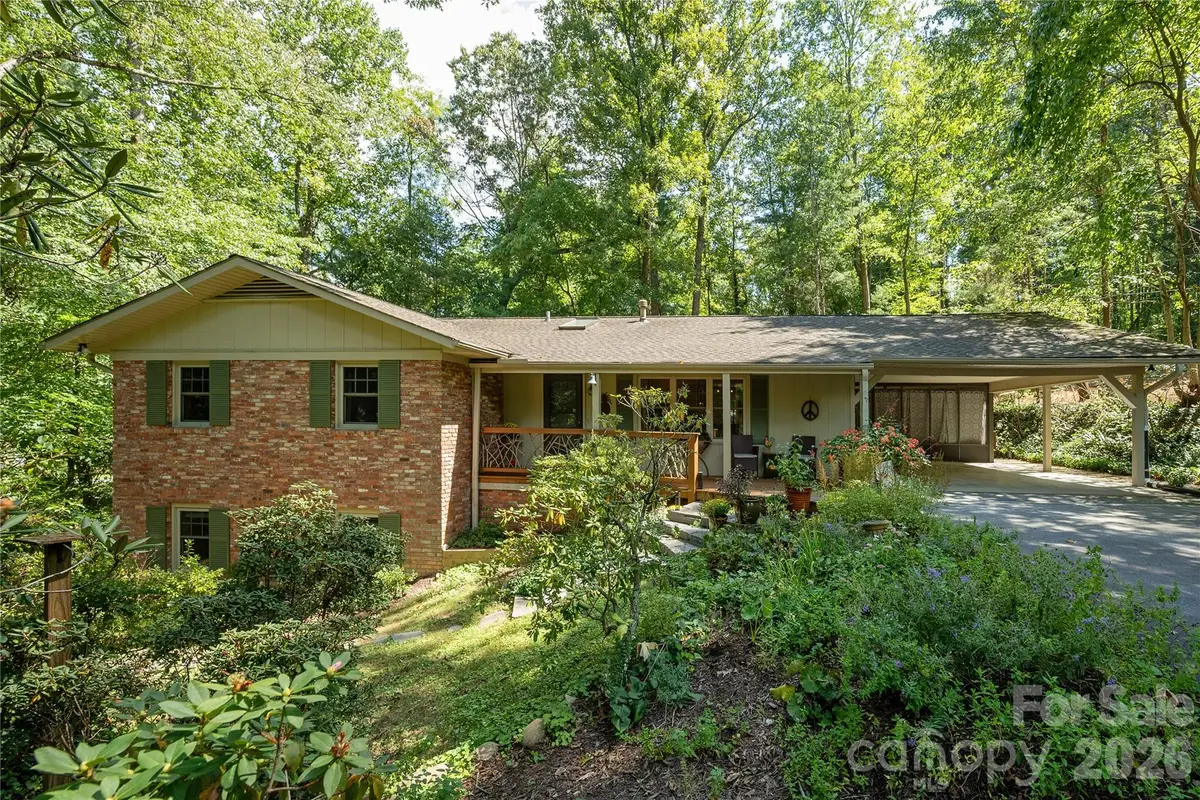 906 Indian Hill Road, Hendersonville, NC 28792 - #1