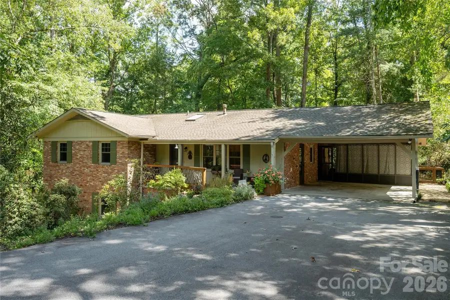 906 Indian Hill Road, Hendersonville, NC 28792 - #2