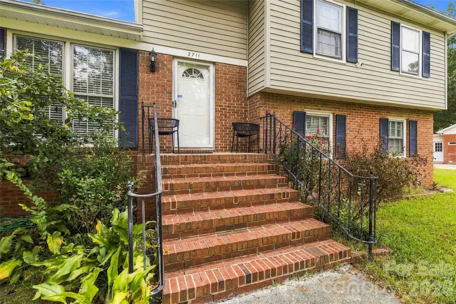 2711 Johnny Reb Lane, Charlotte, NC 28273 - #3