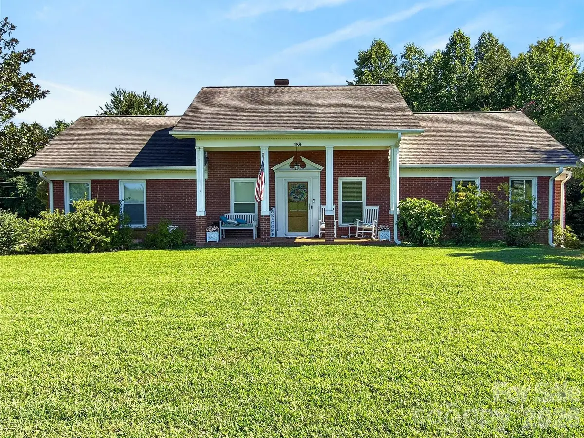 159 W Mountain Street, Rutherfordton, NC 28139 - #1