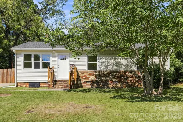 109 E Georgia Avenue, Bessemer City, NC 28016