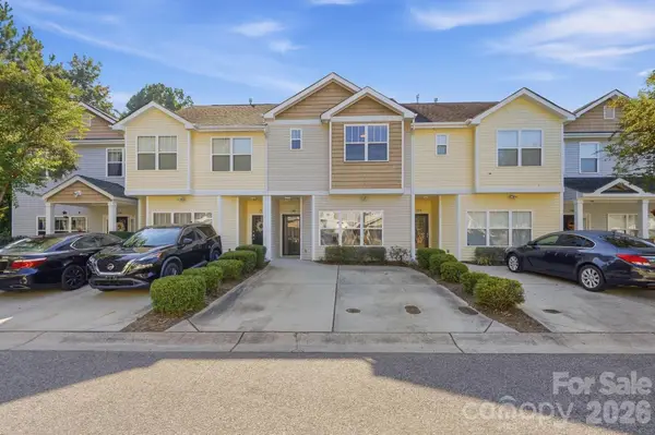 108 St Vincent Place, Mount Holly, NC 28120