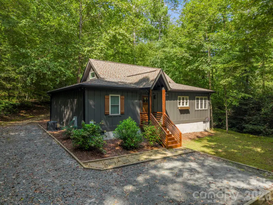 126 Swans Way W, Lake Lure, NC 28746 - #2