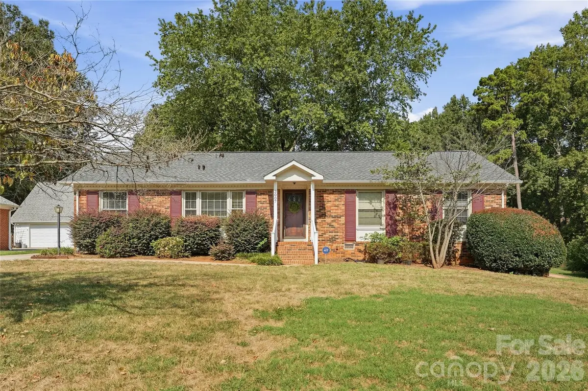 3007 Plentywood Drive, Matthews, NC 28105 - #1