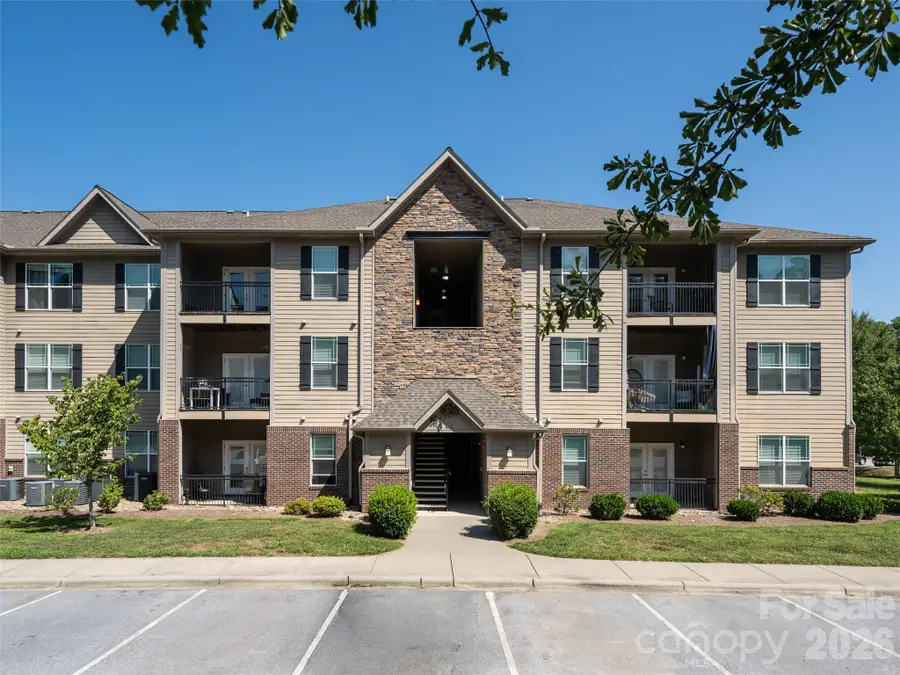91 Brickton Village Circle #103, Fletcher, NC 28732 - #3