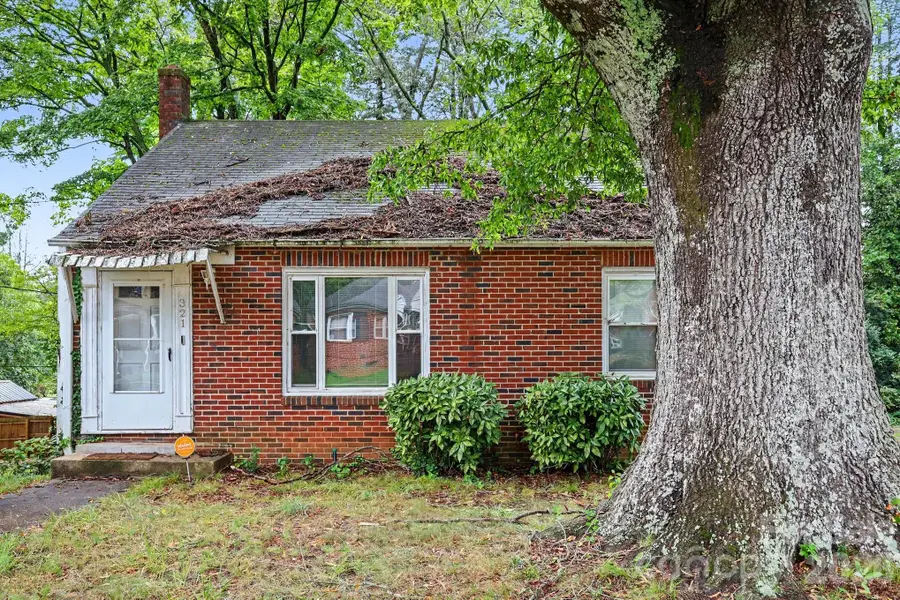 321 N Bost Street, Statesville, NC 28677 - #2