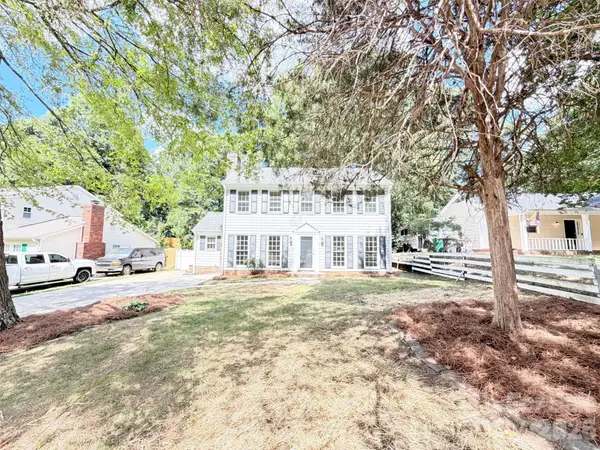 8431 Mission Hills Road, Charlotte, NC 28227