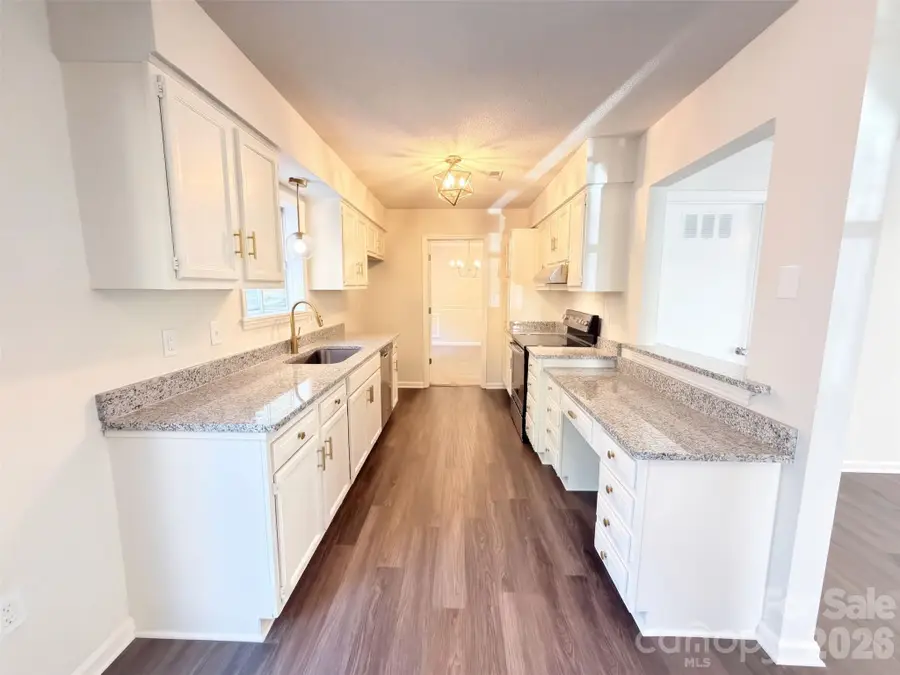 8431 Mission Hills Road, Charlotte, NC 28227 - #3
