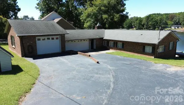 4935 Vagabond Lane, Sherrills Ford, NC 28673