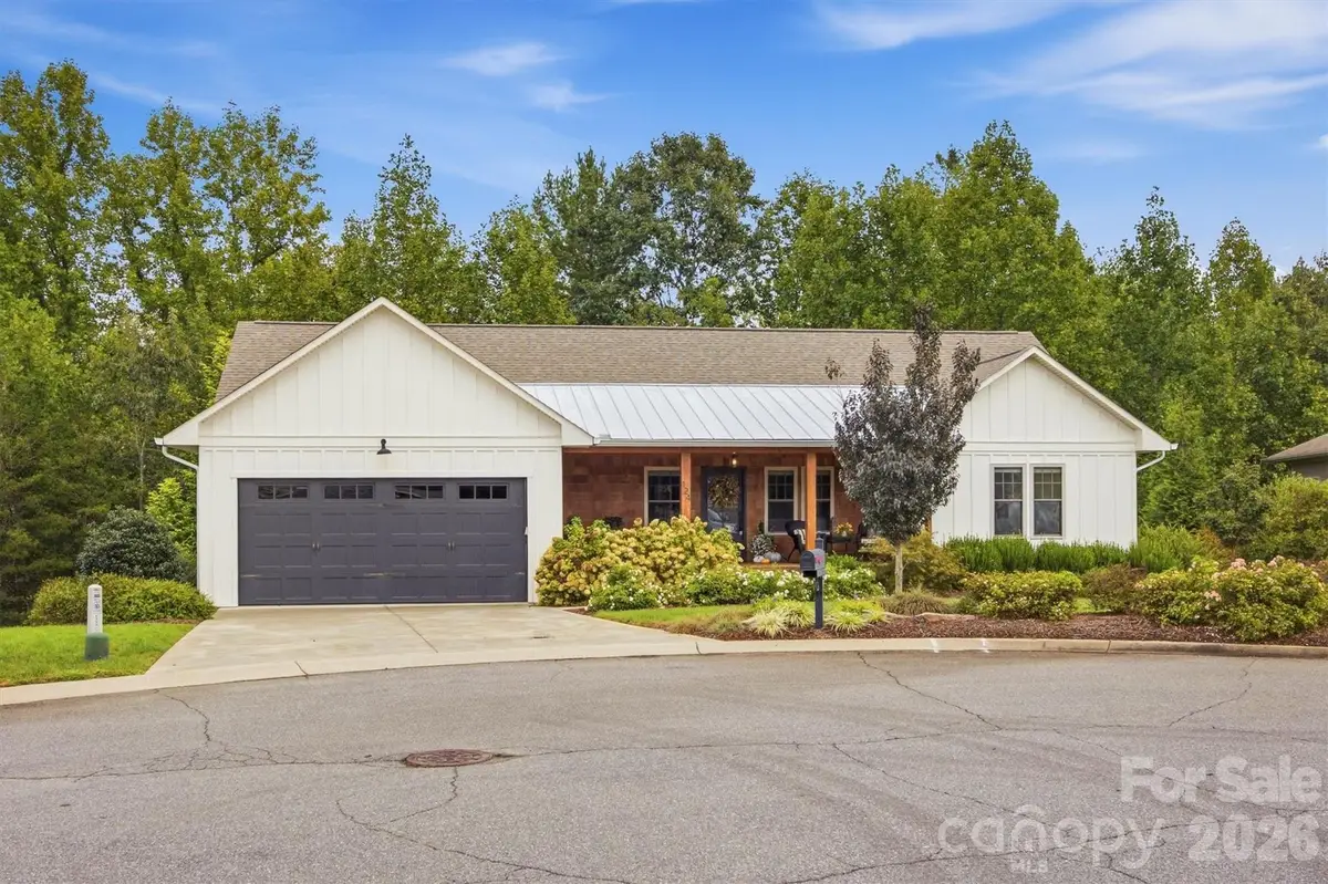 124 Beechmont Drive, Morganton, NC 28655 - #1