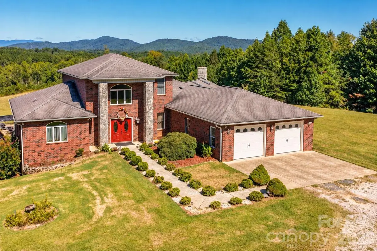 671 Mud Cut Loop, Marion, NC 28752 - #1