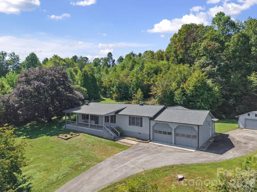 727 E Lyda Road, Hendersonville, NC 28792 - #2