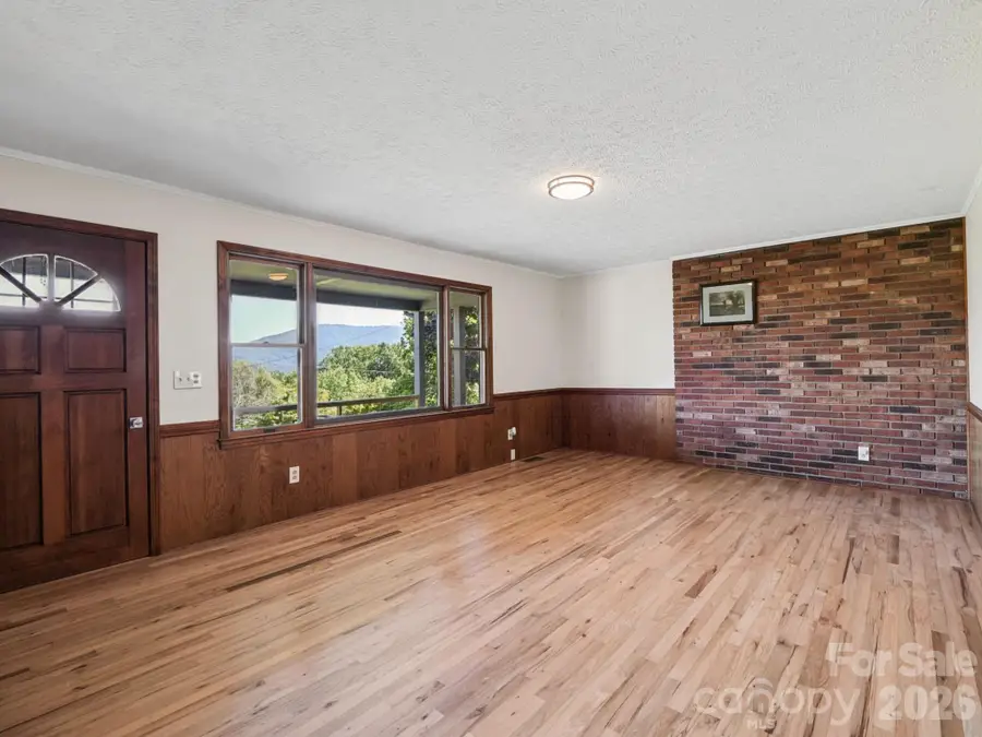 727 E Lyda Road, Hendersonville, NC 28792 - #3