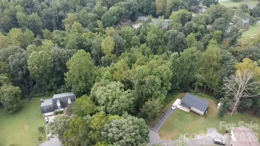 000 Mountainside Court, Hickory, NC 28601 - #3