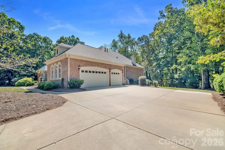 6052 Oxfordshire Road, Waxhaw, NC 28173 - #2